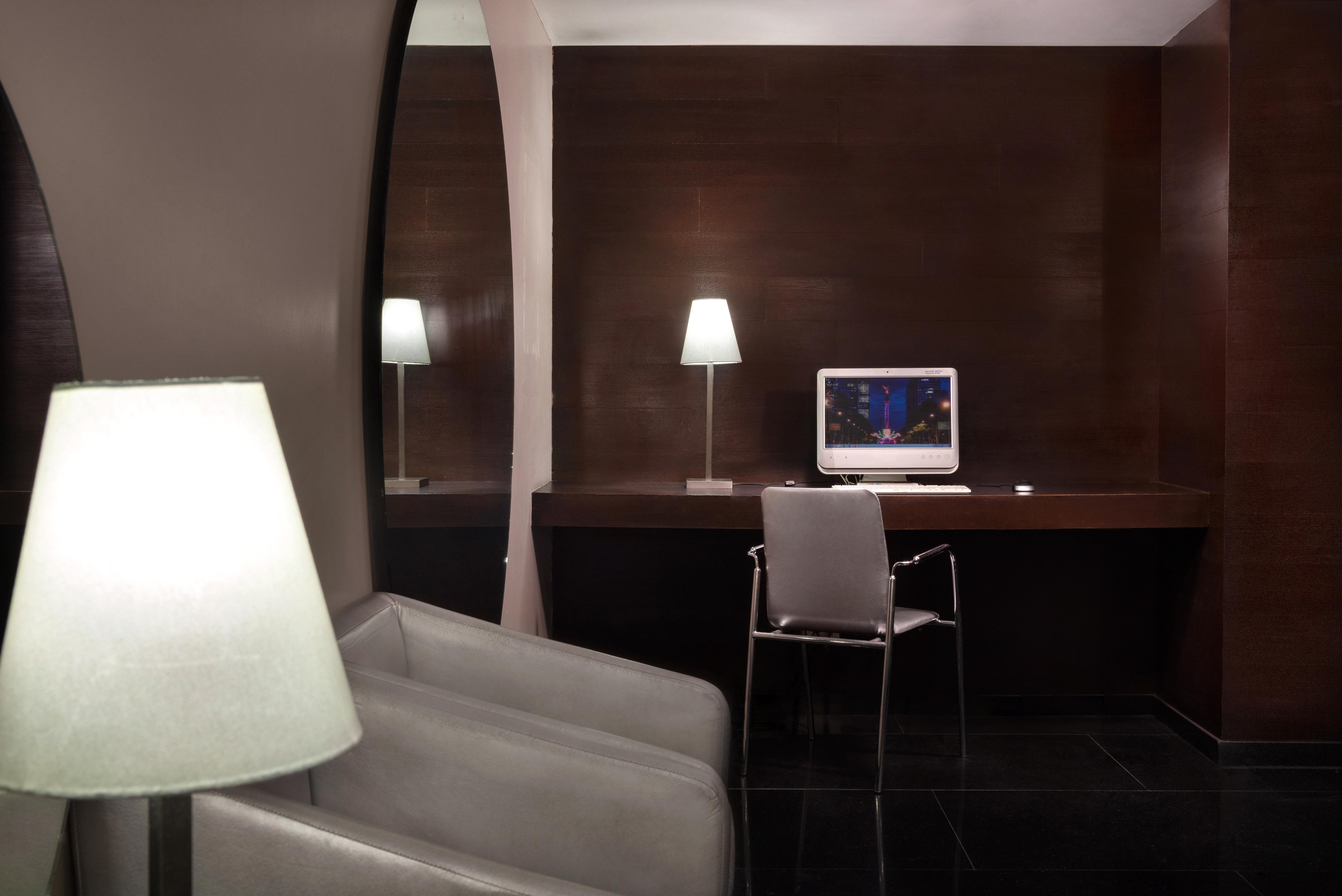 Exe Suites Reforma مدينة مكسيكو المظهر الخارجي الصورة